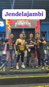 Tampil Gemilang, Tiga Personel Fighter Polres Kerinci Sapu Bersih Kemenangan di Kejuaraan Kapolda Fightwr Match 2026